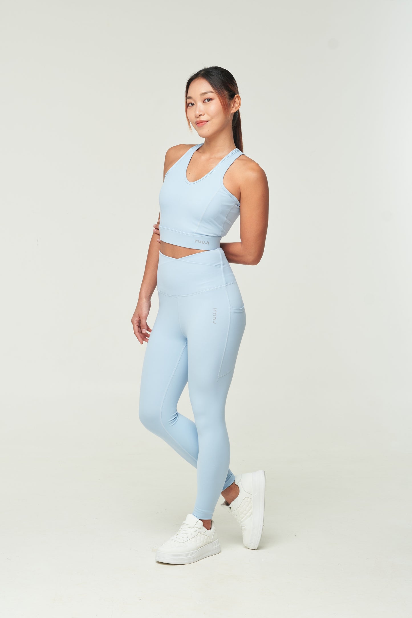Cropped Tank Top - AiraFlex™