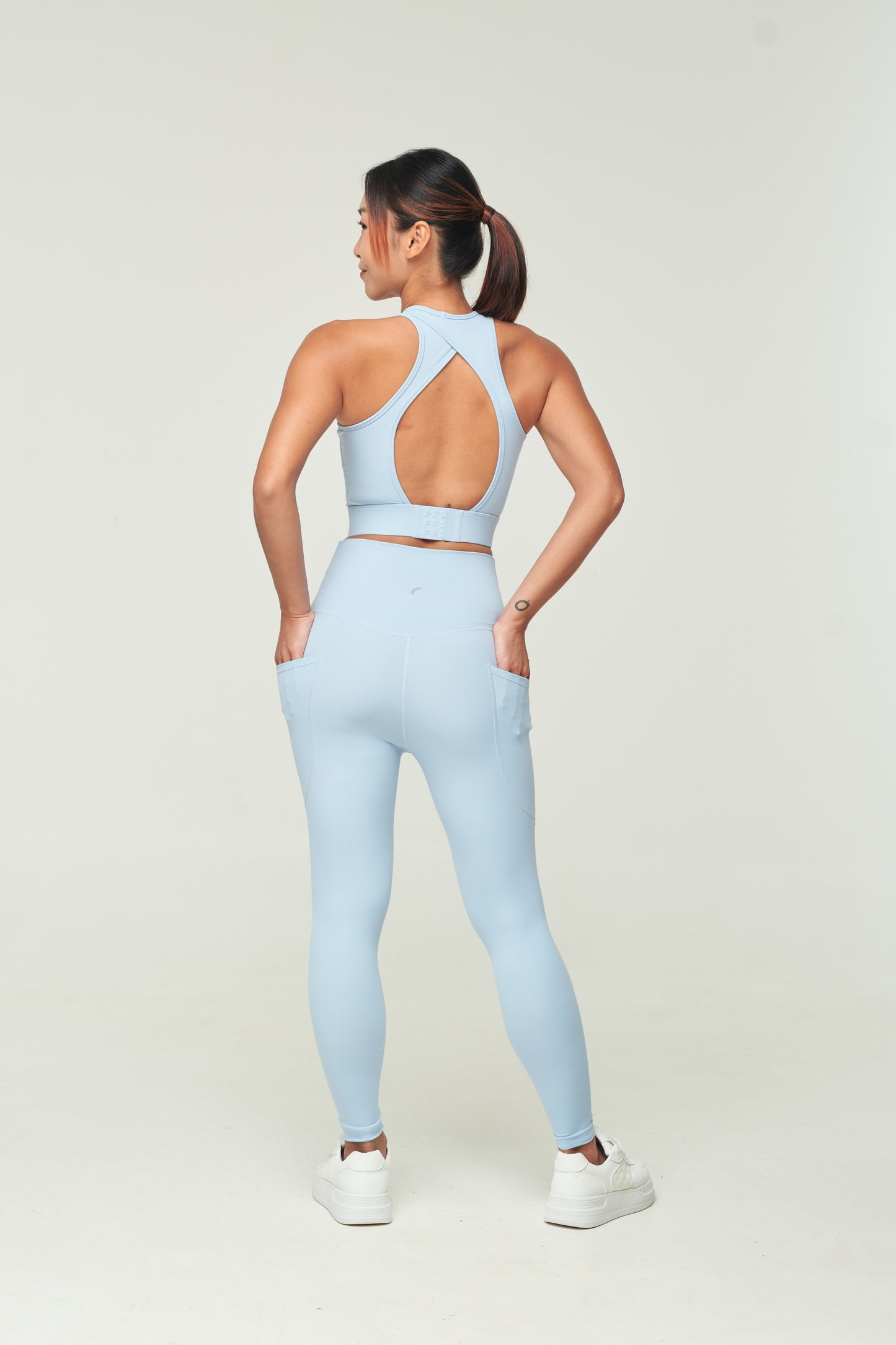 Cropped Tank Top - AiraFlex™