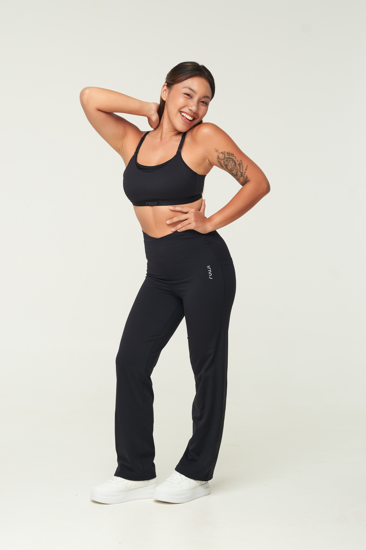 Wide-Leg Pants – AiraFlex™