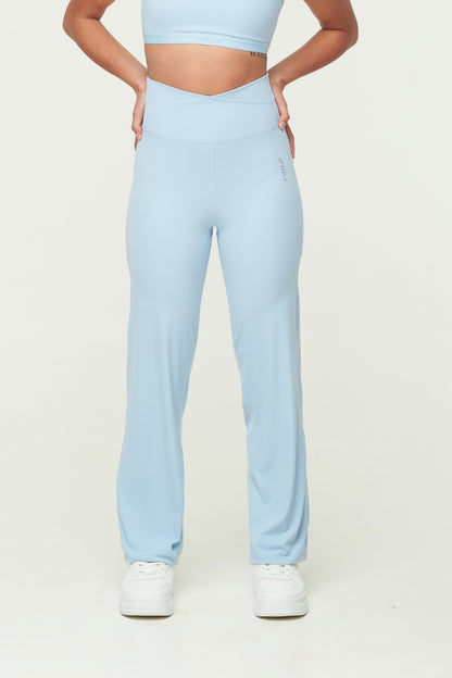 Wide-Leg Pants – AiraFlex™